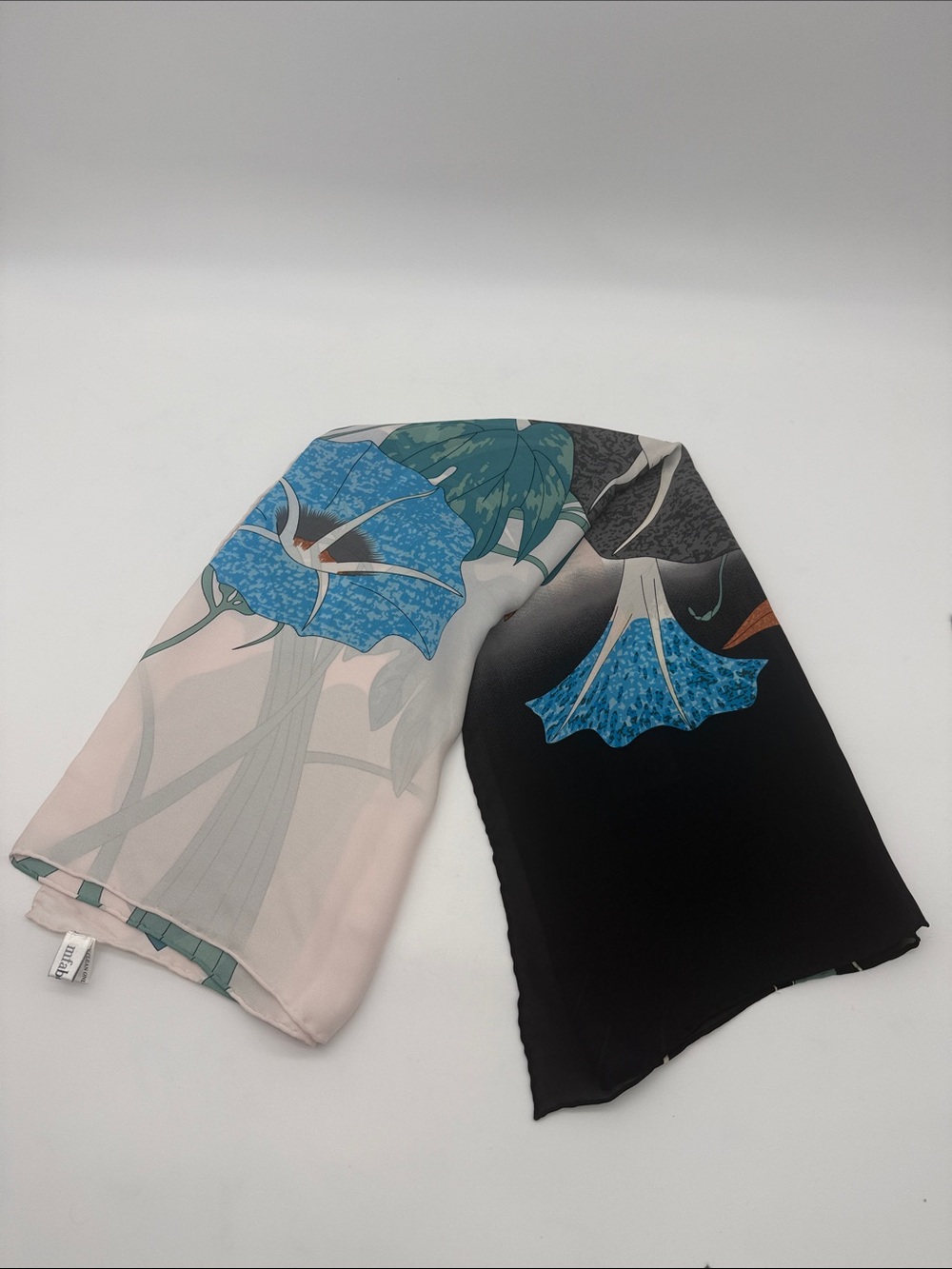 MFA Boston 100% Silk Square Scarf Asian Floral Calligraphy 36x36